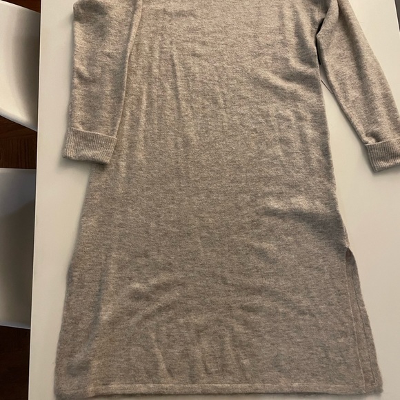 Line & Dot Calli Sweater dress - Picture 5 of 6